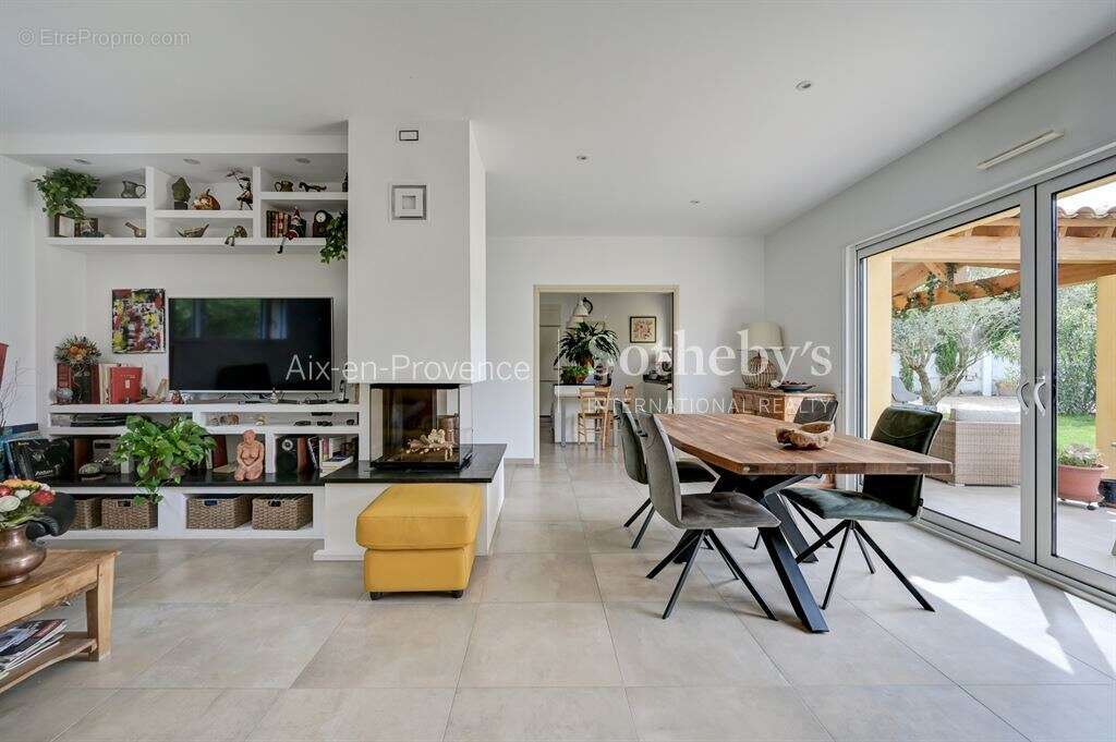 Villa familiale secteur prisé et résidentiel - photo 6