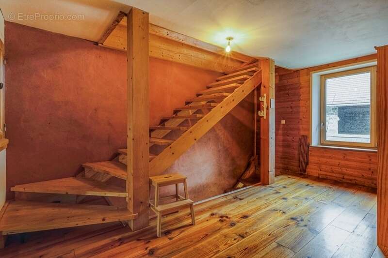 Maison à VAULNAVEYS-LE-HAUT