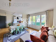 Appartement à LA CELLE-SAINT-CLOUD