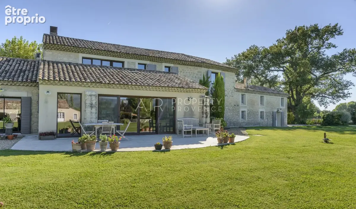 Maison 19 pièces 480 m² à vendre à Charleval (13350) - photo 2
