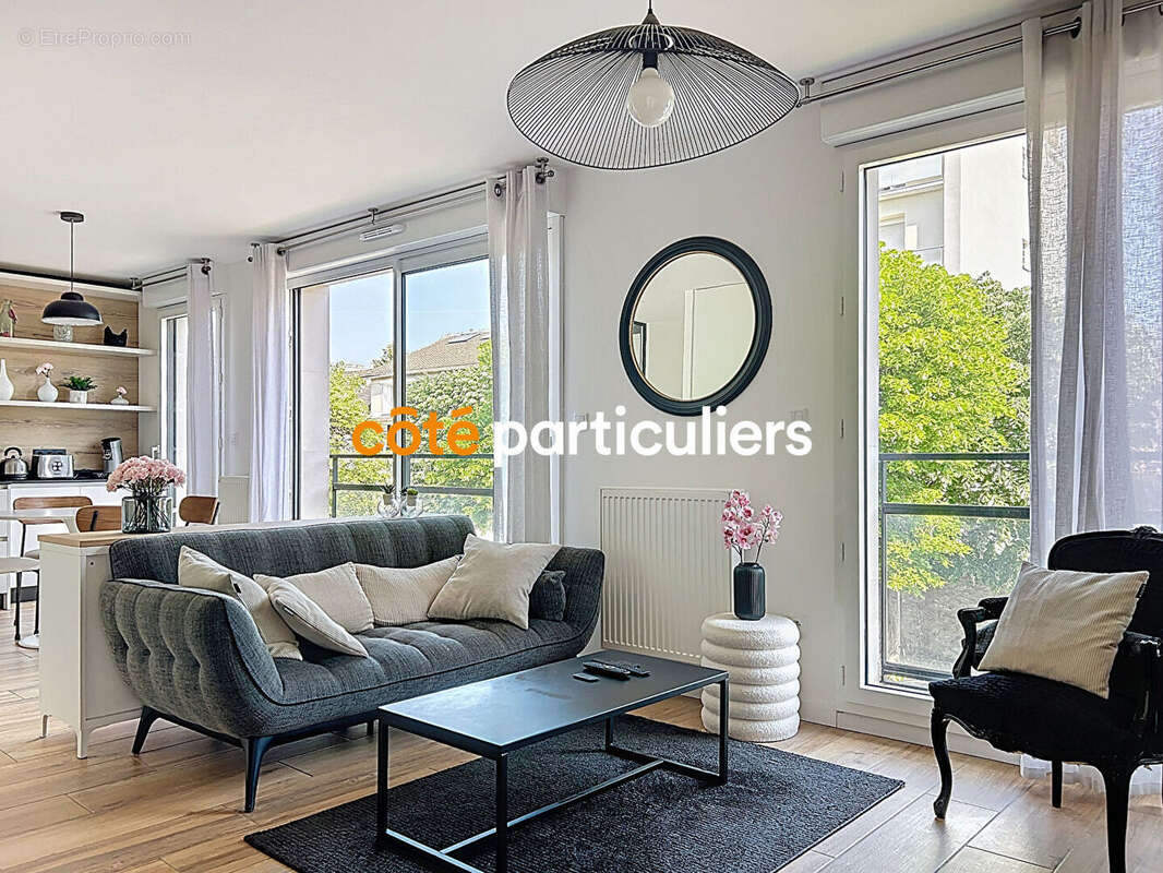Appartement à SAINT-MAUR-DES-FOSSES