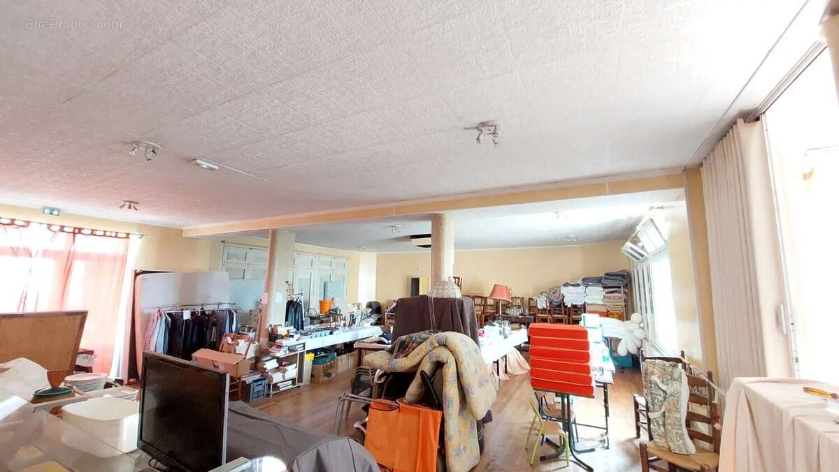 Appartement à LENCLOITRE
