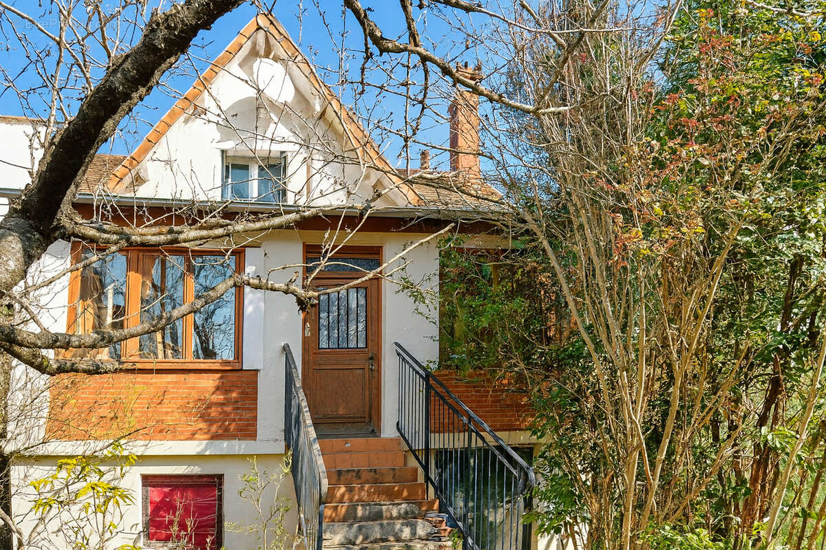 Maison à CHAMPIGNY-SUR-MARNE