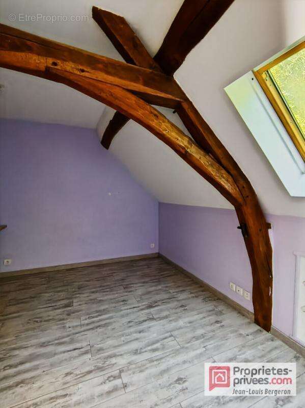 Maison à POCE-SUR-CISSE