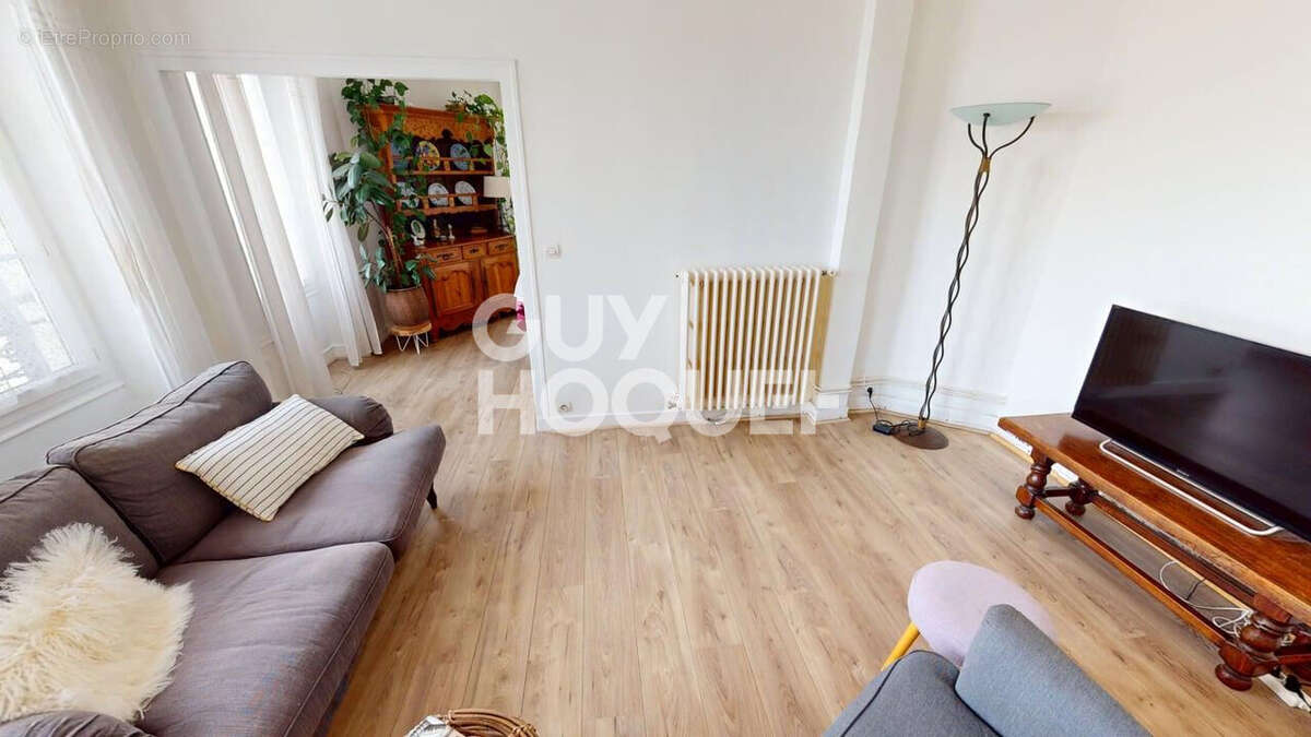 Appartement à MONTLHERY