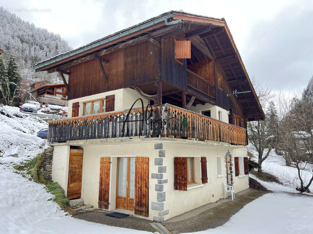 Maison à LA CLUSAZ