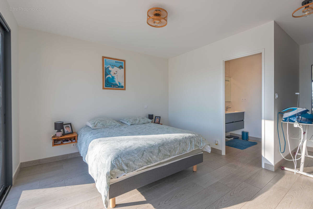 Maison à CARIGNAN-DE-BORDEAUX