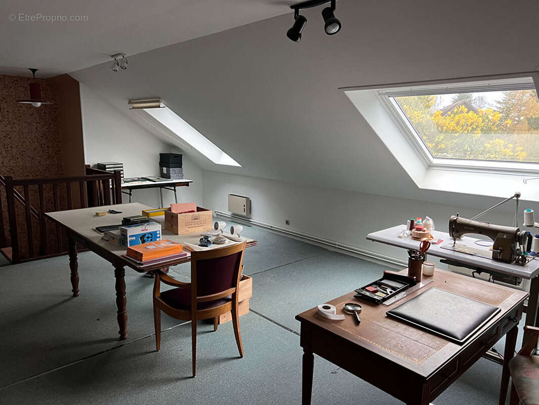 Maison à SAINT-NOM-LA-BRETECHE