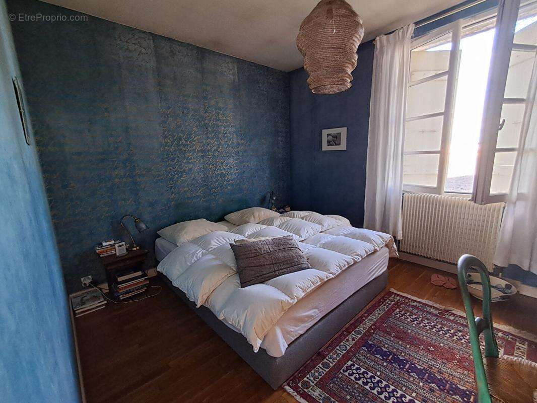 Maison à CHAMPFORGEUIL