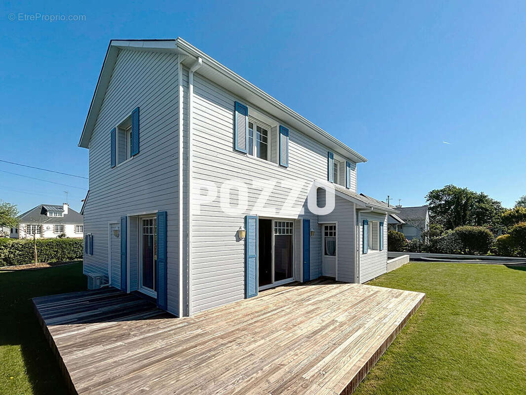 Maison à SAINT-PLANCHERS