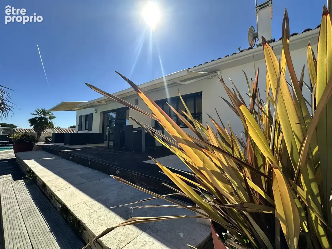 Maison 5 pièces 132 m² à vendre à Rivedoux-Plage (17940) - photo 5