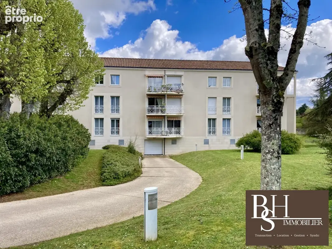 Appartement 2 pièces 50 m² à vendre à Saint-Benoit (86280) - photo 1