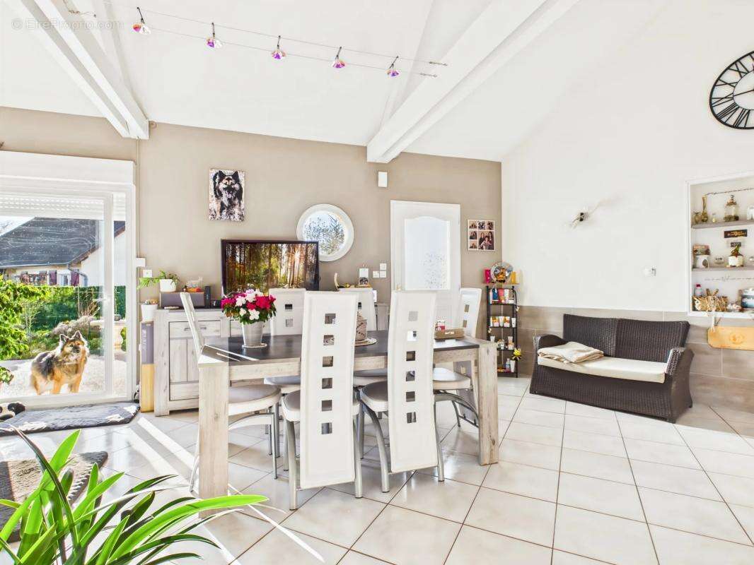 Maison à SAINT-MAURICE-EN-RIVIERE