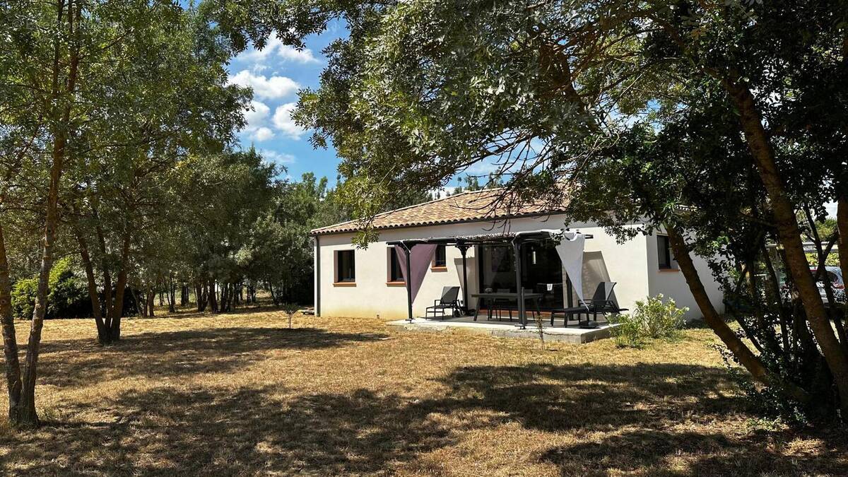 Photo 1 - Maison à VILLEMOUSTAUSSOU