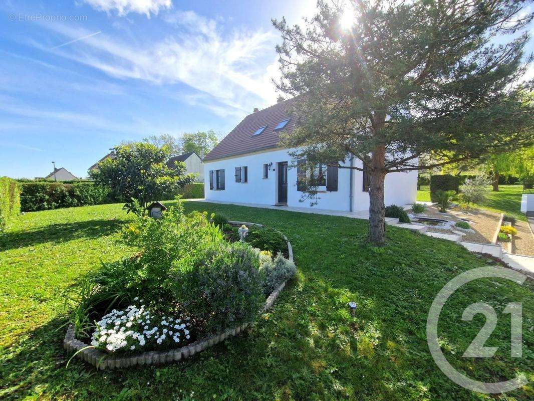 Maison à PONT-SAINTE-MAXENCE