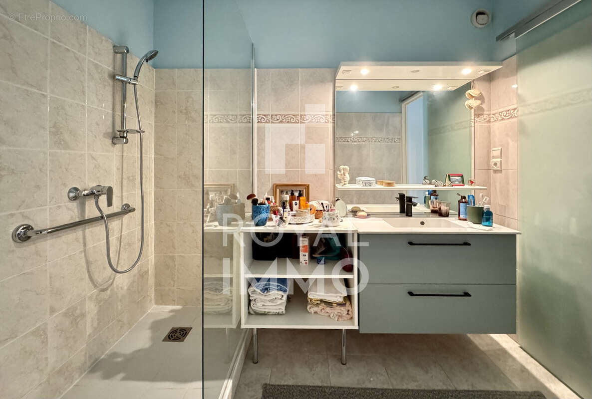 Toulon - Appartement T3 - 60m2 3ème étage avec ascenseur - photo 6