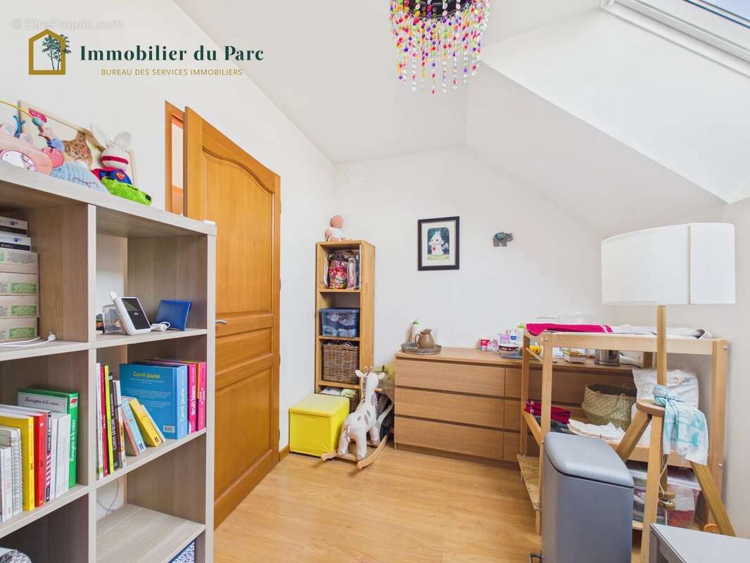 Maison à FRAHIER-ET-CHATEBIER