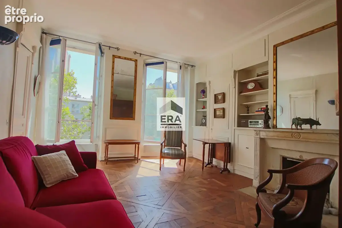 Appartement à PARIS-10E