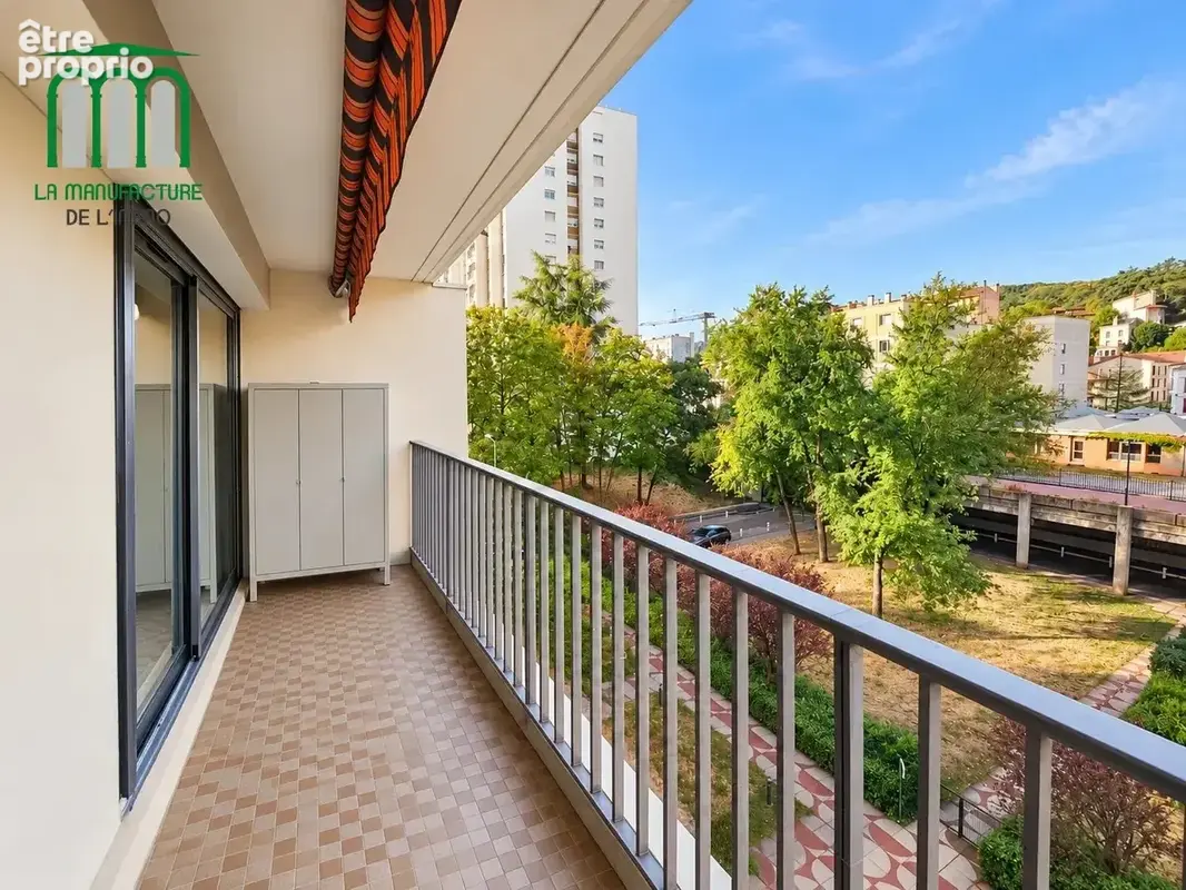 F4 87,89 m² carrez avec cave et deux garages - saint-etienne bergson - ideal famille ou investisseur - photo 4
