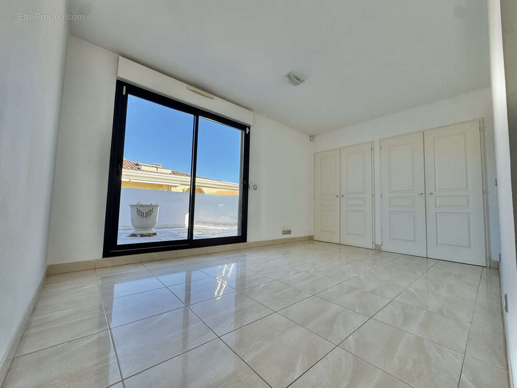 Appartement à HYERES