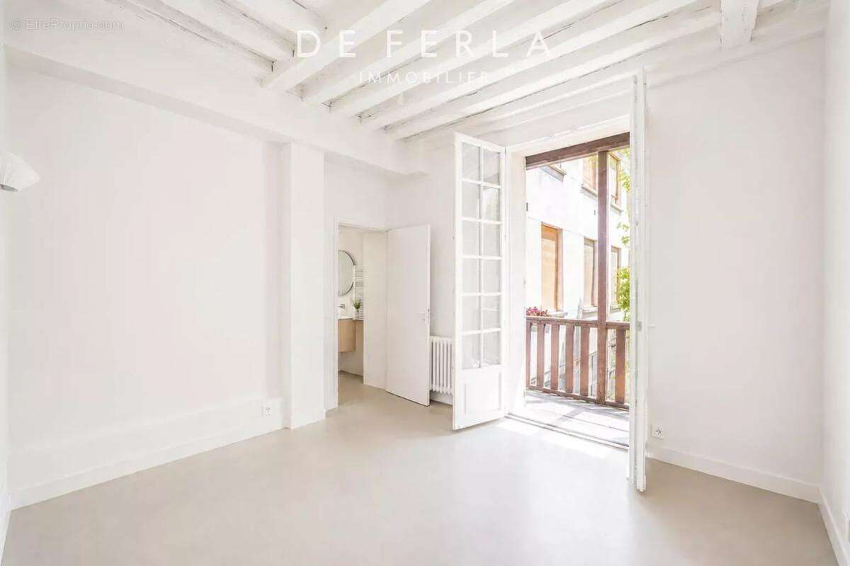 Appartement à PARIS-5E