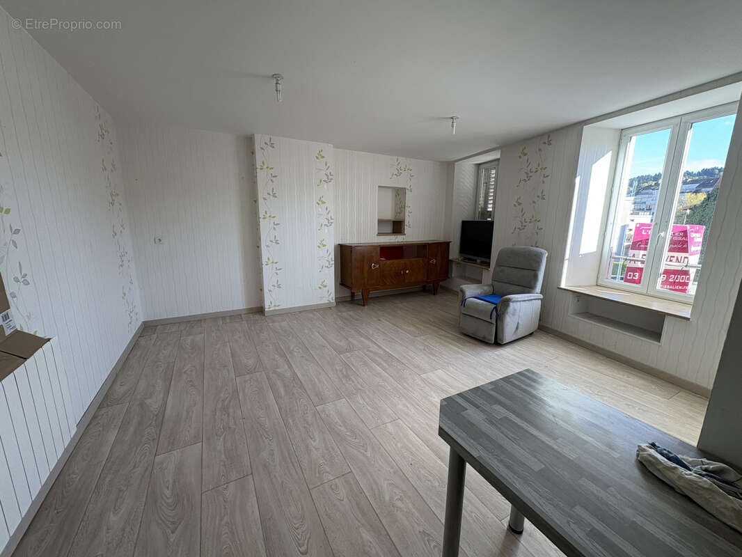 Maison à PONTARLIER