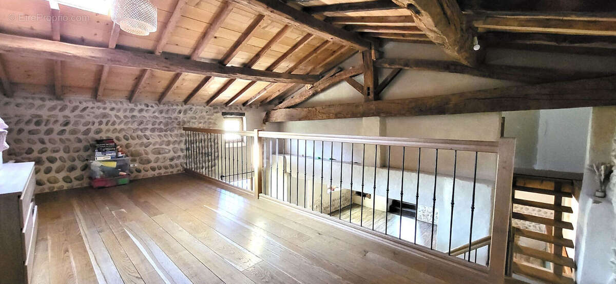 Maison à COUR-ET-BUIS