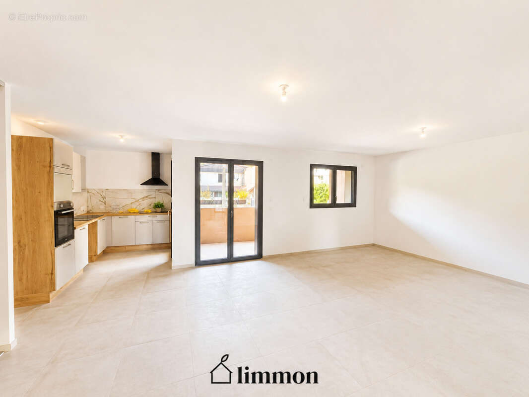 Appartement à RENAGE