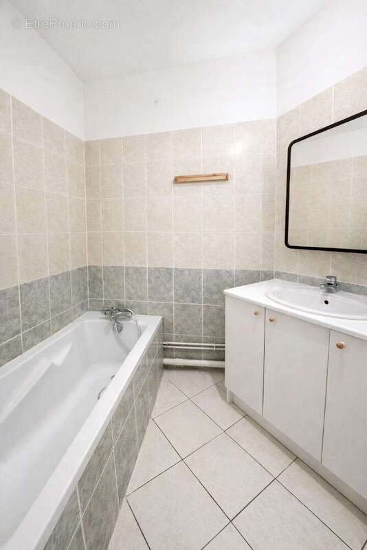 Appartement à LAMORLAYE