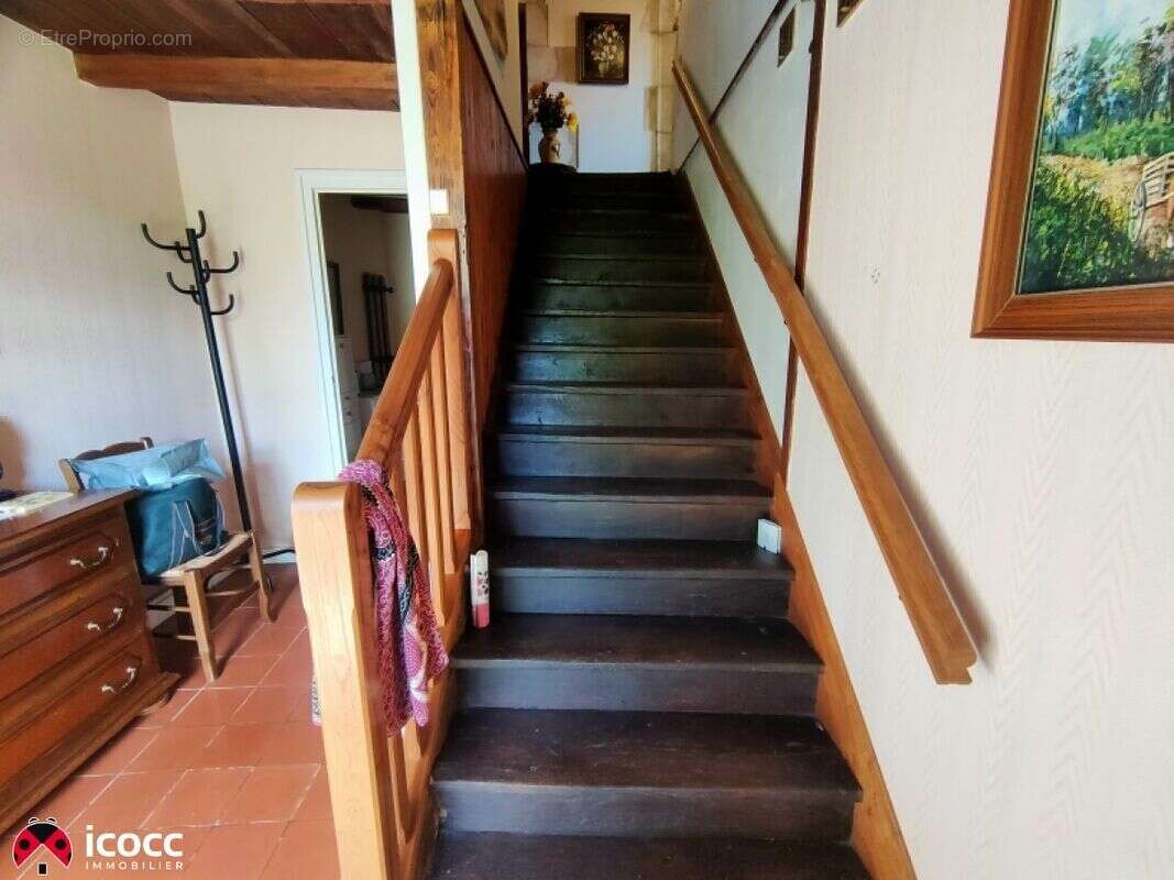 Maison à SAINTE-GEMME-LA-PLAINE