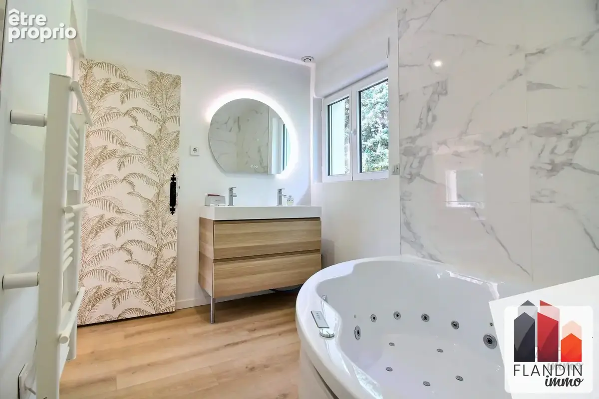 Maison 6 pièces 135 m² à vendre à Vernaison (69390) - photo 4