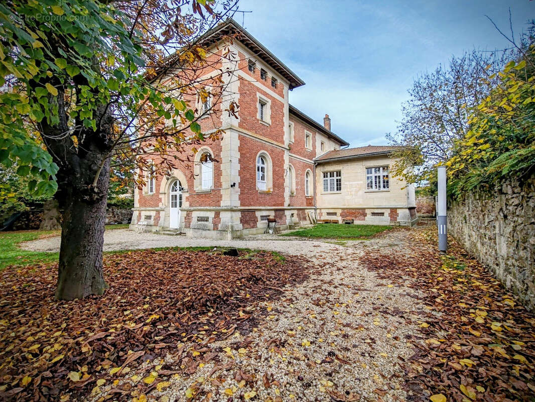 Maison à CREPY-EN-VALOIS