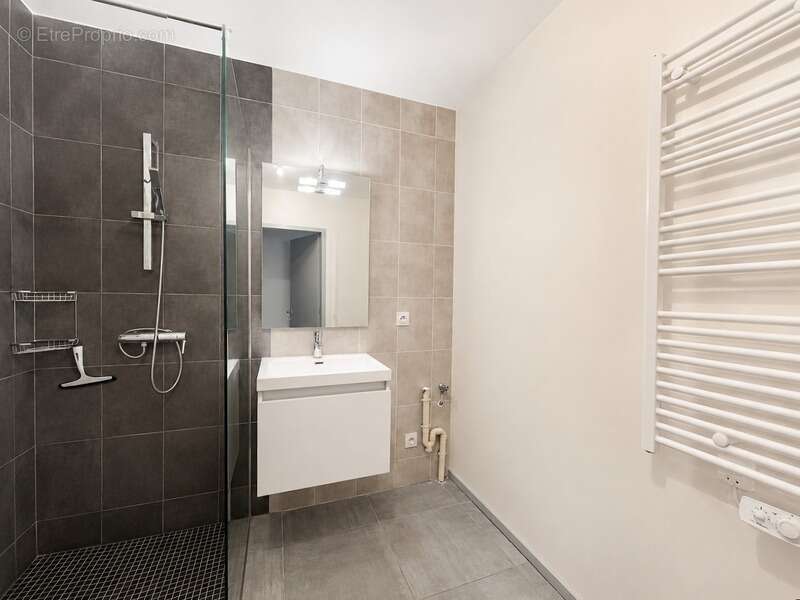 Frangy - appartement t2 lumineux avec terrasse et parking privatif en sous-sol - photo 7