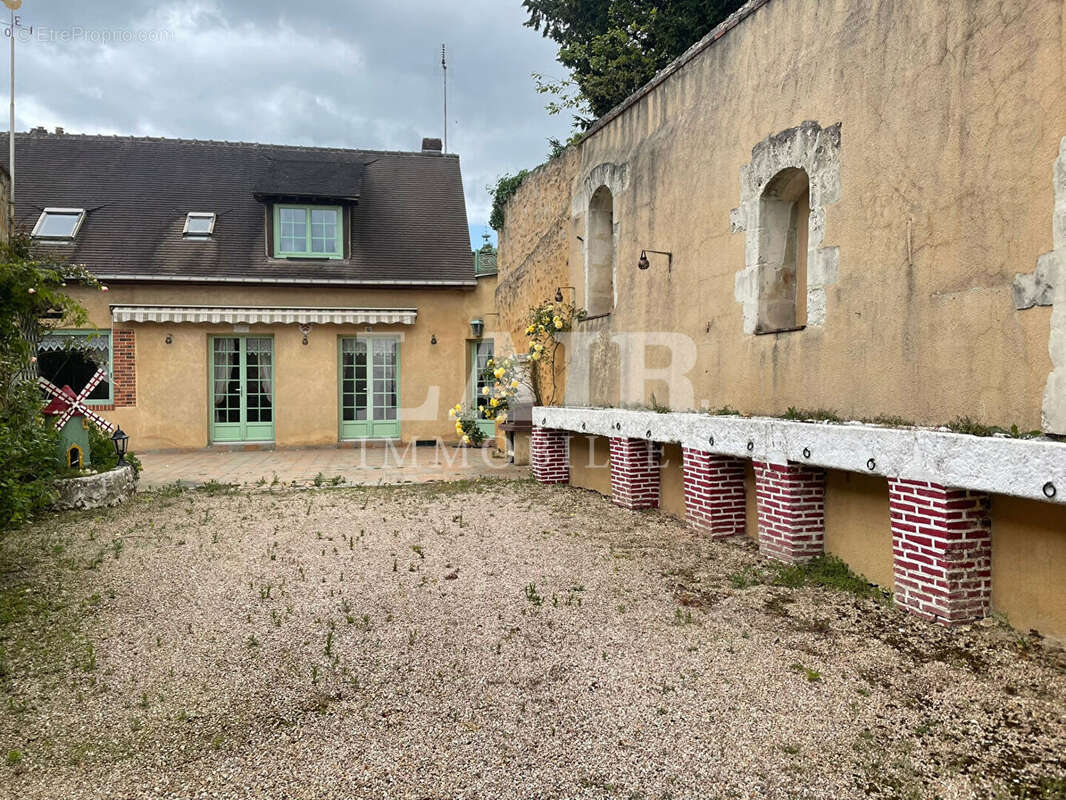 Maison à MORTAGNE-AU-PERCHE
