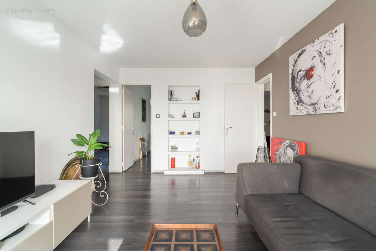 Appartement à MARSEILLE-9E