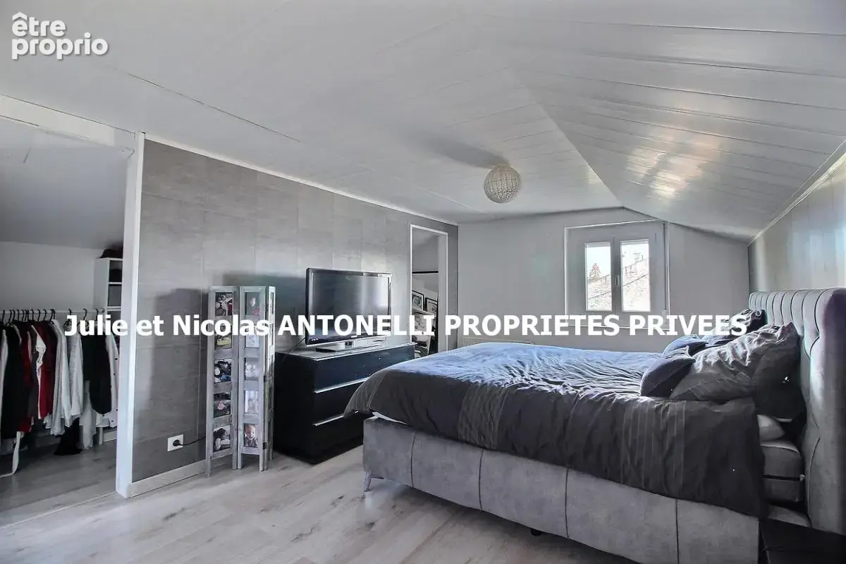 Saint Just Malmont 43240 Maison de ville 197 m² quatre chambres garage et jardin - photo 8