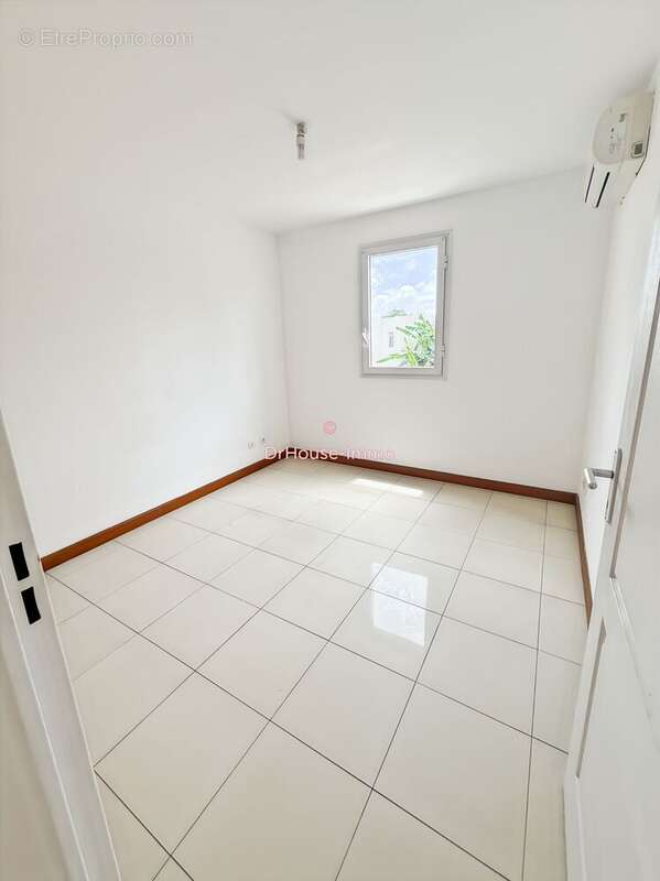 Appartement à SAINT-DENIS