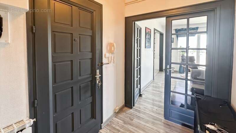 Appartement à vendre T4 de 76 m² avec balcon, cave et parking - BERGERAC (24) - photo 14