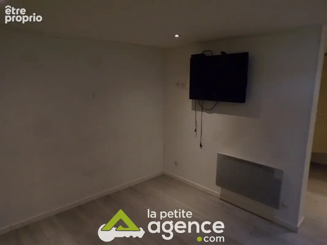 Maison 3 pièces 85 m² à vendre à La Guerche-Sur-L'aubois (18150) - photo 9