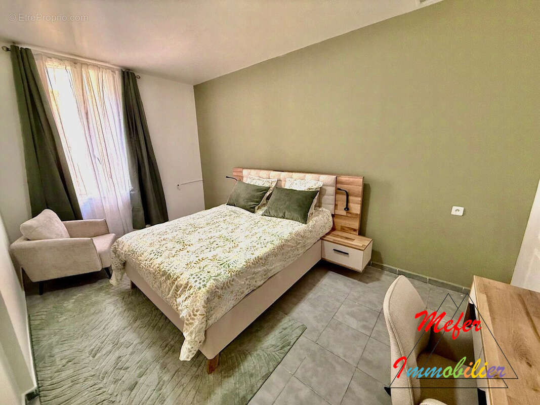 Chambre  - Autre à PERPIGNAN