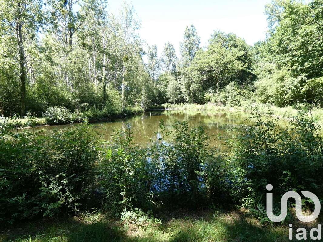 Photo 2 - Terrain à SAINT-SULPICE-DES-LANDES