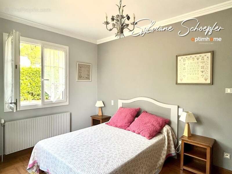 Maison à SAINT-PAUL-TROIS-CHATEAUX