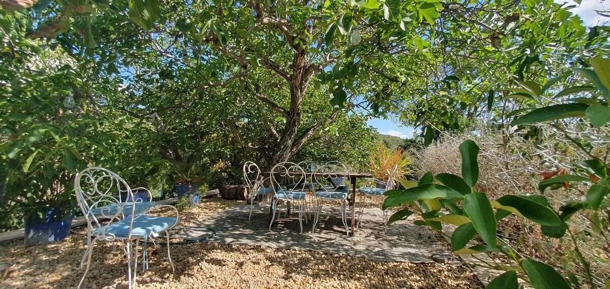 Maison à CABREROLLES