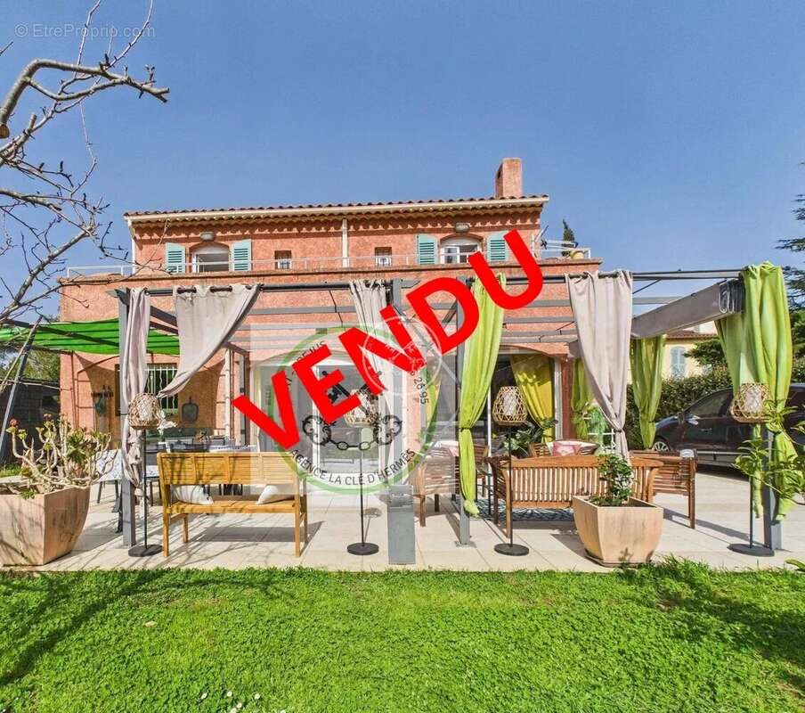 Maison à FREJUS