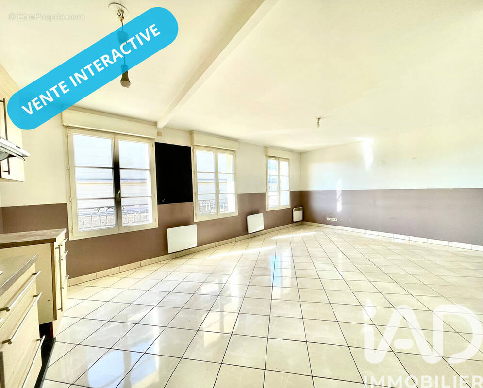 Photo 1 - Appartement à SAINT-FARGEAU-PONTHIERRY