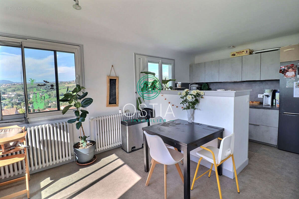 Maison à SAINT-MARTIN-LA-PLAINE