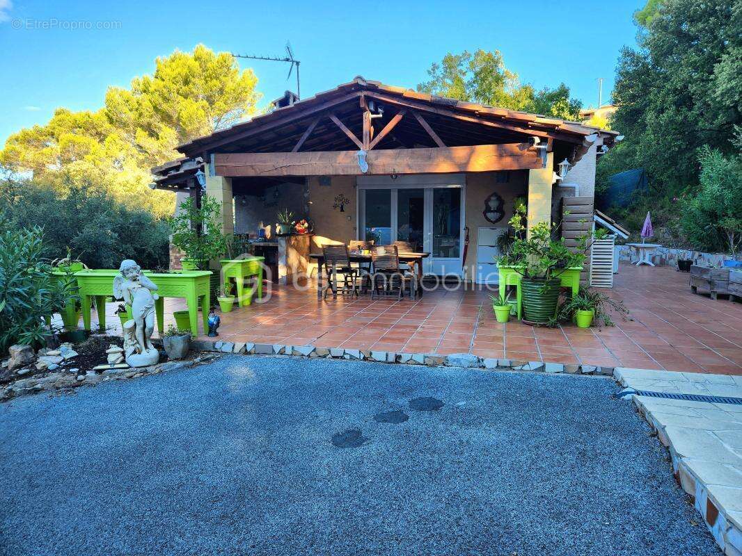 Maison à TARADEAU