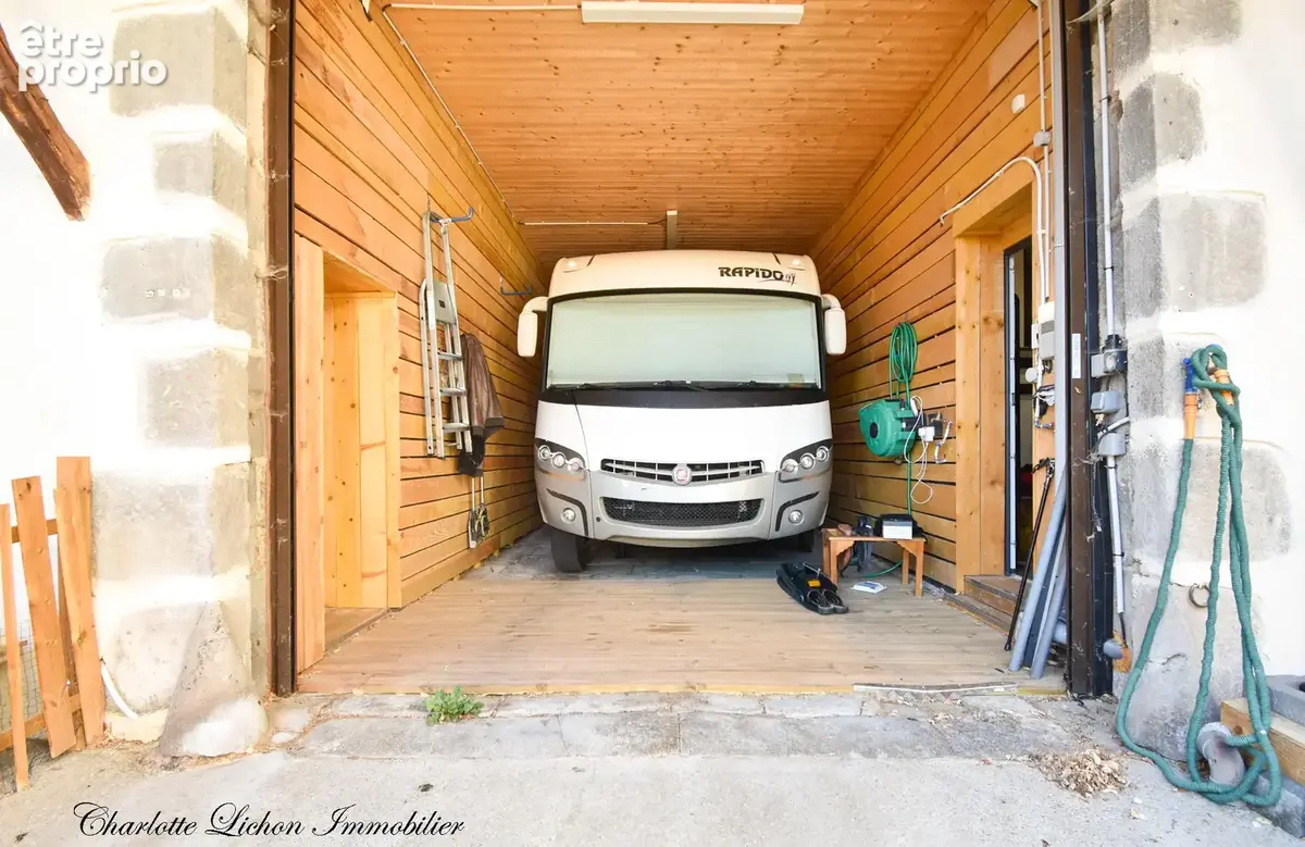 Maison 4 chambres - garage - picine intérieure - jacuzzi - sauna - salle de cinéma - appartement et studio iné - photo 25