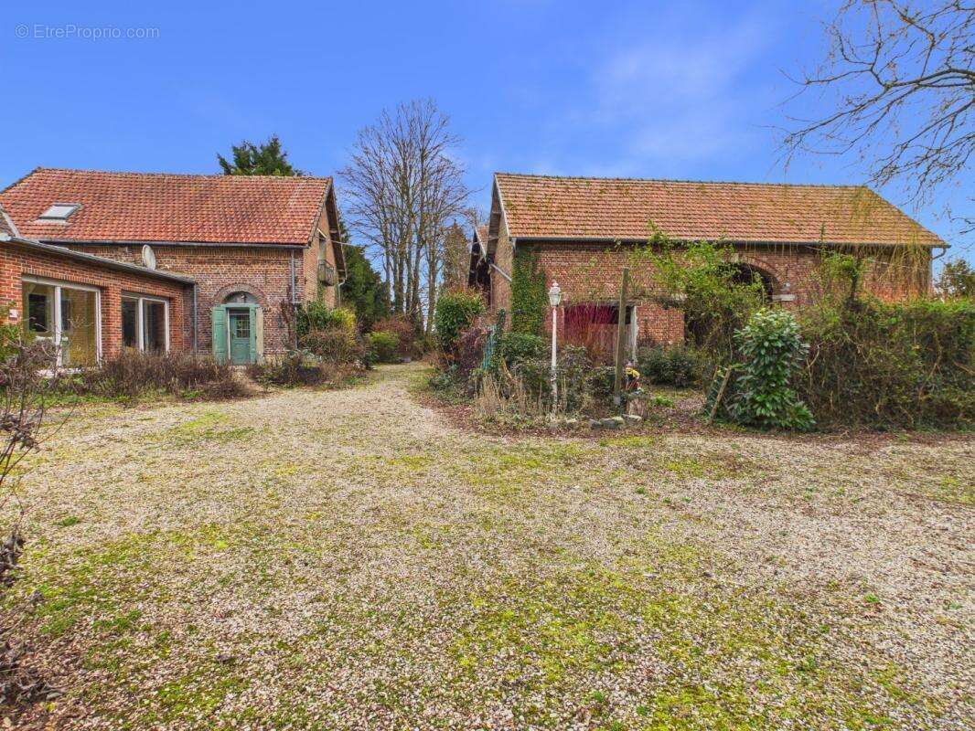 Maison à LIERAMONT