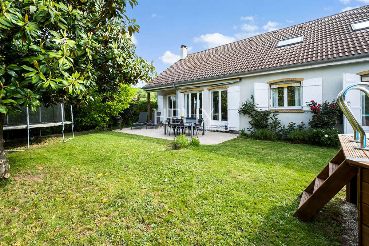 Maison à NOISY-LE-ROI